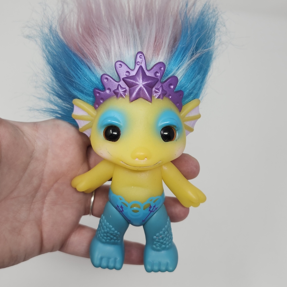 Sheldon Neptune Series 4 THE ZELFS - Large Figure Troll Doll - Moose